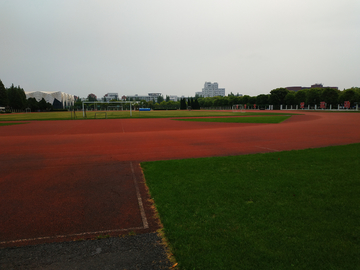 操场