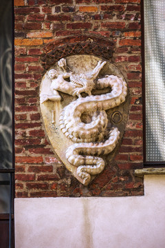 意大利米兰建筑墙面装饰石雕