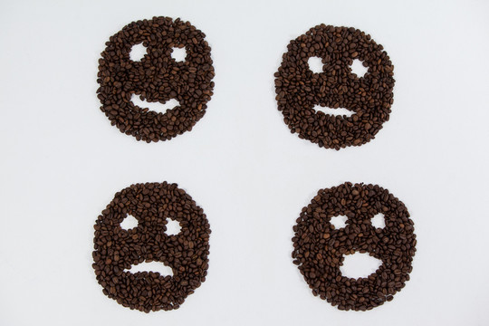 咖啡豆做成的表情包