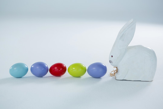 兔子和复活节彩蛋
