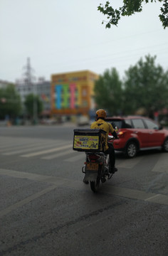 外卖小哥