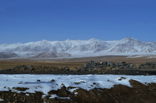 神山贡嘎雪山
