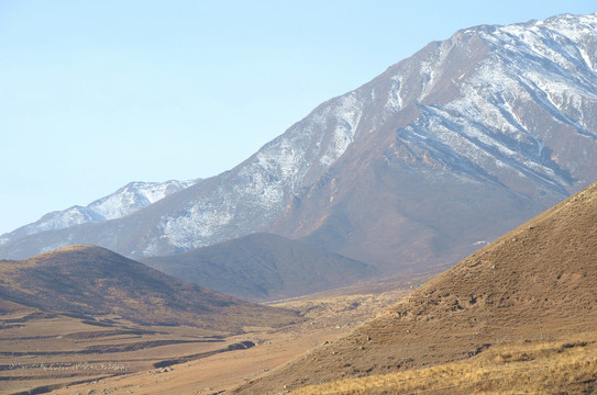 贡嘎雪山