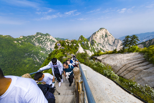 华山苍龙岭