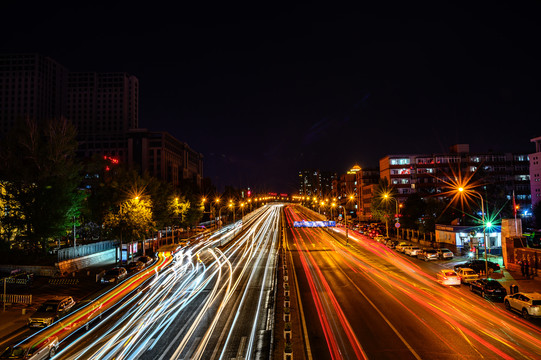 长春市亚泰大街高架桥夜景