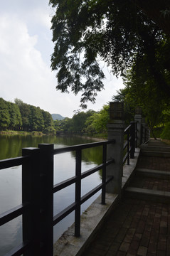 麓湖公园