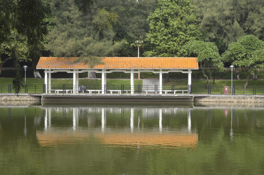 麓湖公园