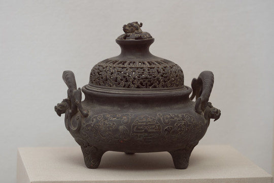 明代铜香炉
