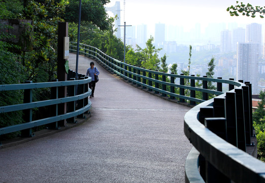 重庆虎头岩公园健身步道