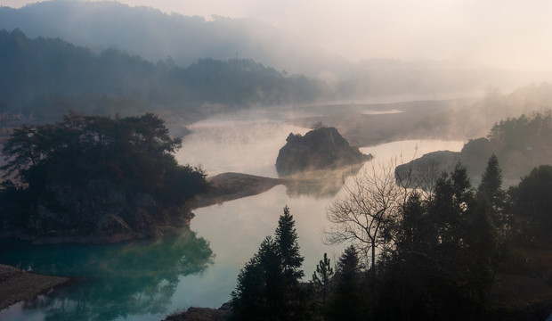 楠溪江狮子岩