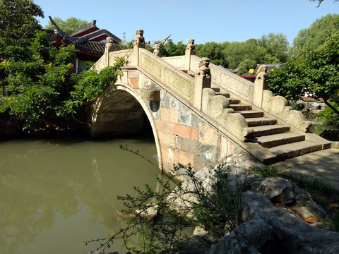 小桥流水