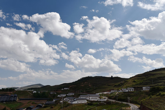 火普村异地扶贫搬迁