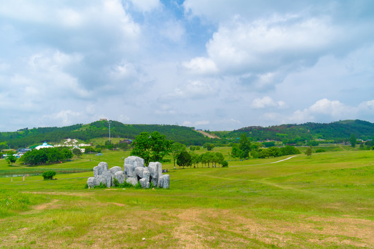 湖北武汉木兰草原风景区初夏风光