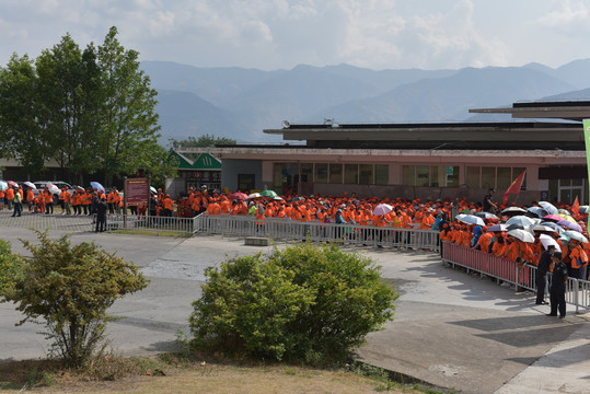 螺髻山旅游游客