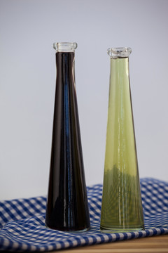 瓶装橄榄油的特写镜头