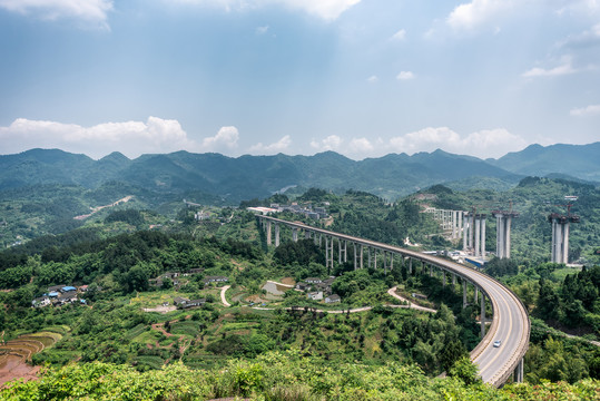 重庆周家山大桥风光