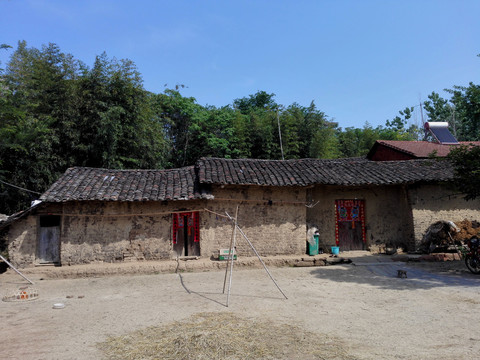 土坯房