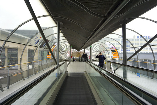 德国汉诺威国际展览中心的轻轨站