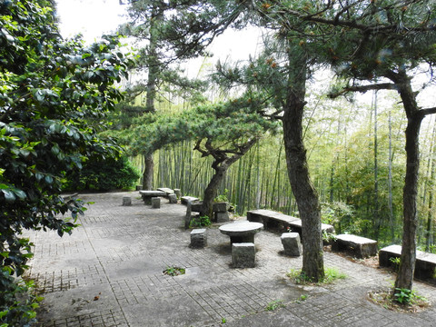 庐山太乙村石凳