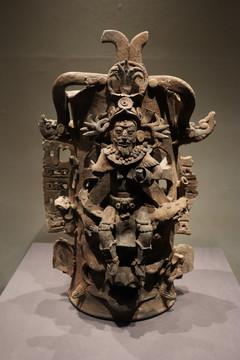 玛雅神像