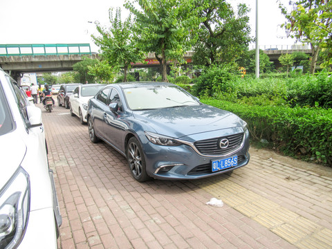 汽车