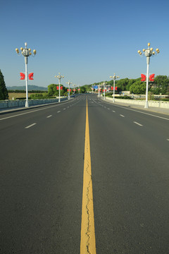 道路