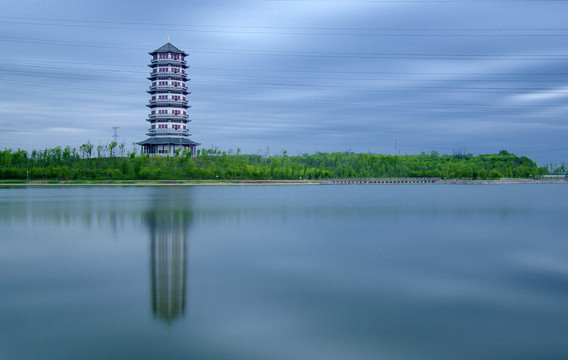 塔