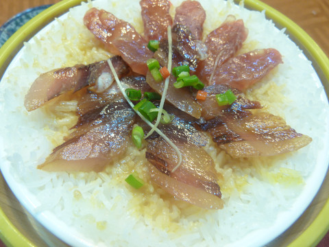笼仔腊味饭