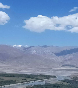 西藏日喀则一角