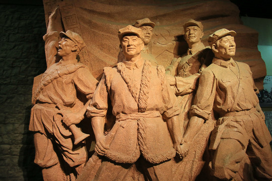 红军战士雕像