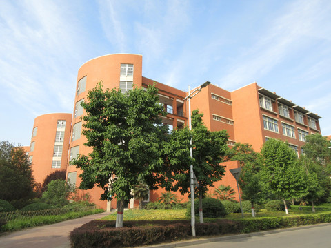 郑州大学