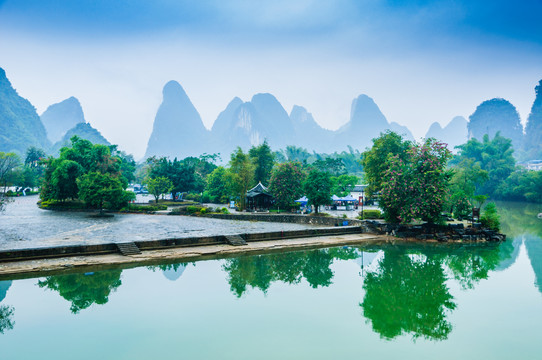 遇龙河风光