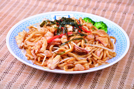 海鲜炒乌冬