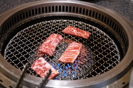 日本烤肉六歌仙