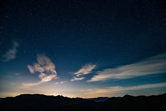 灵山星空