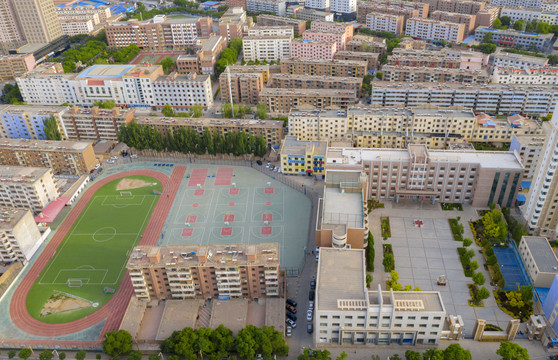 酒师附小