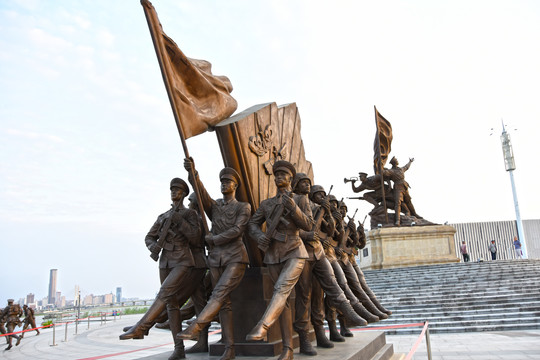 人民解放军雕塑
