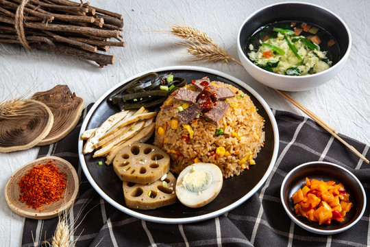 牛肉炒饭