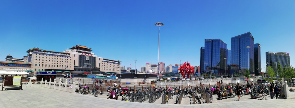 北京西站南广场