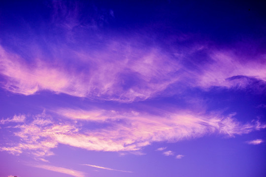 紫色系云朵