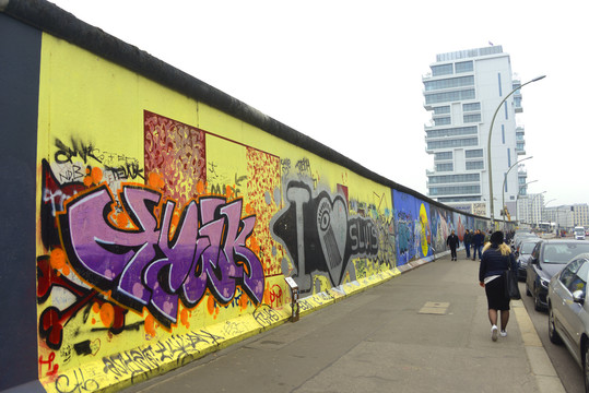 德国柏林墙和世界各地的游客