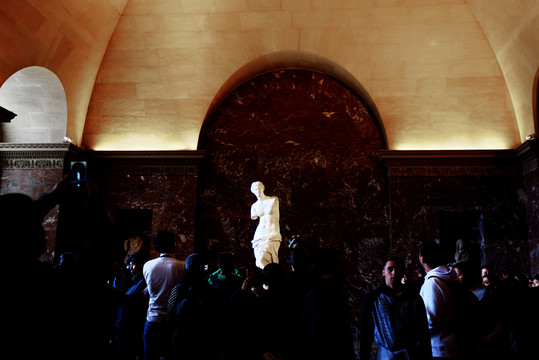 卢浮宫雕像