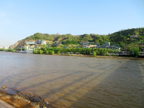 兰州黄河两岸风景