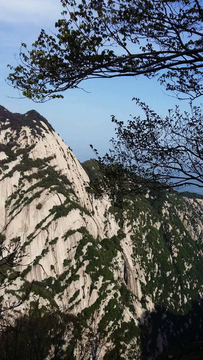 华山