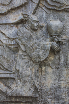手持灯笼的古代男人浮雕壁雕