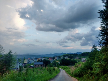 山村暮色