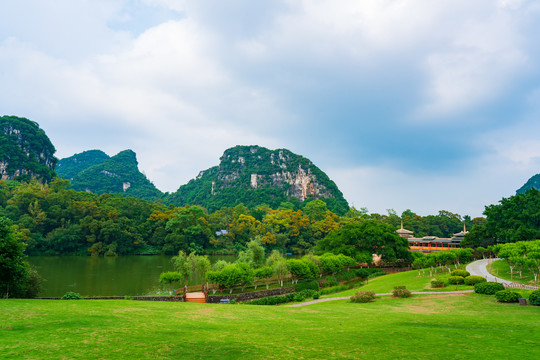 柳州大龙潭公园青山绿水风景