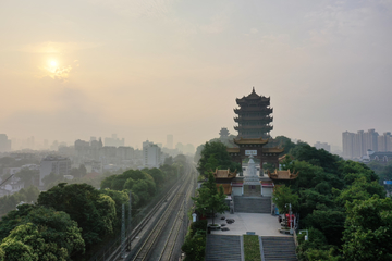 黄鹤楼日出