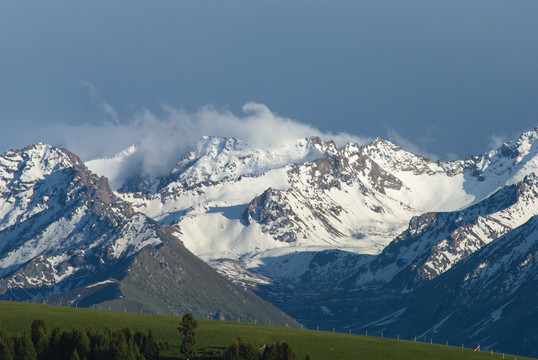 天山