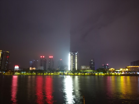 湘江河畔夜景
